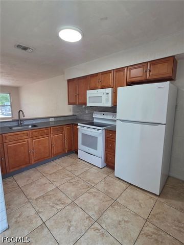 219 Beth Stacey BLVD, Lehigh Acres, FL 33936
