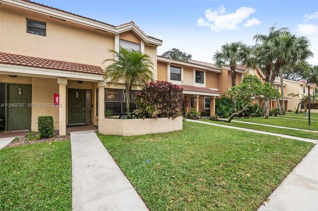 3726 Coral Tree Cir 3726, Coconut Creek, FL 33073