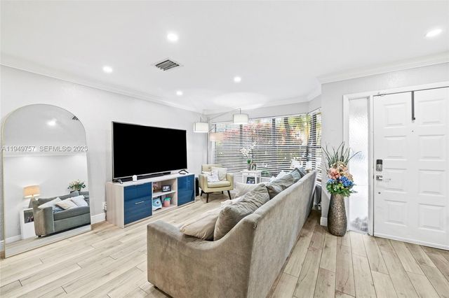 3726 Coral Tree Cir 3726, Coconut Creek, FL 33073