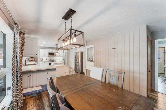 629 Olson Avenue, Windom, MN 56101