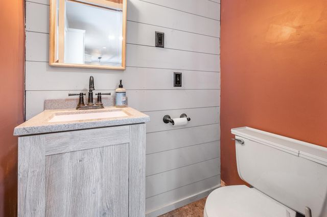 629 Olson Avenue, Windom, MN 56101