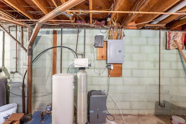 629 Olson Avenue, Windom, MN 56101