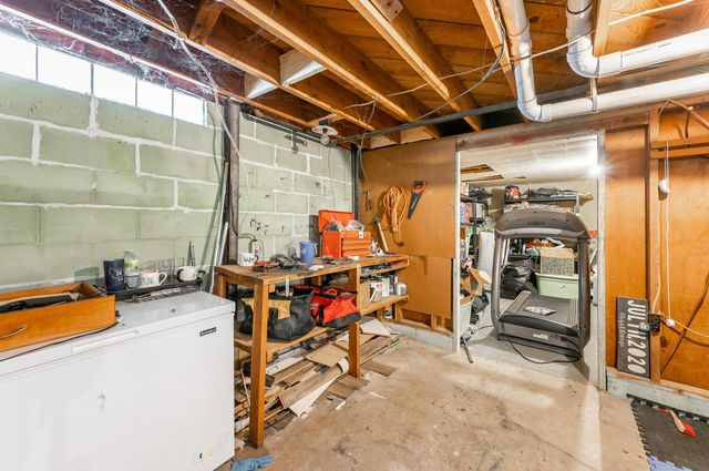 629 Olson Avenue, Windom, MN 56101