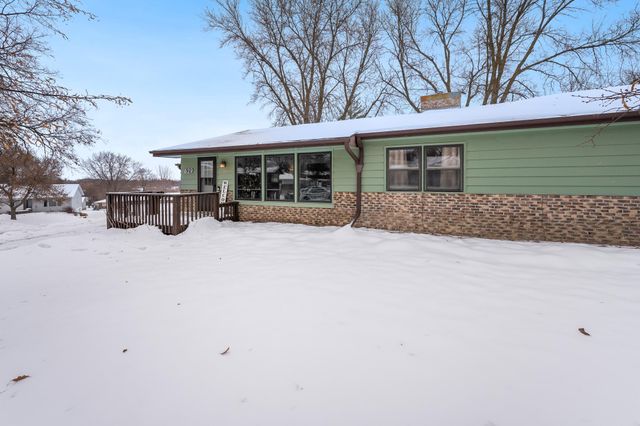 629 Olson Avenue, Windom, MN 56101