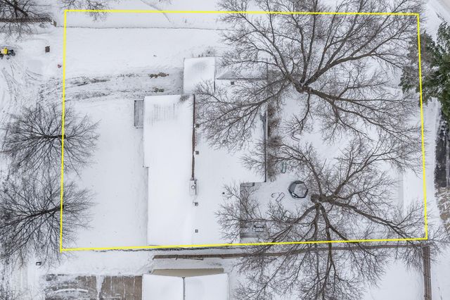 629 Olson Avenue, Windom, MN 56101