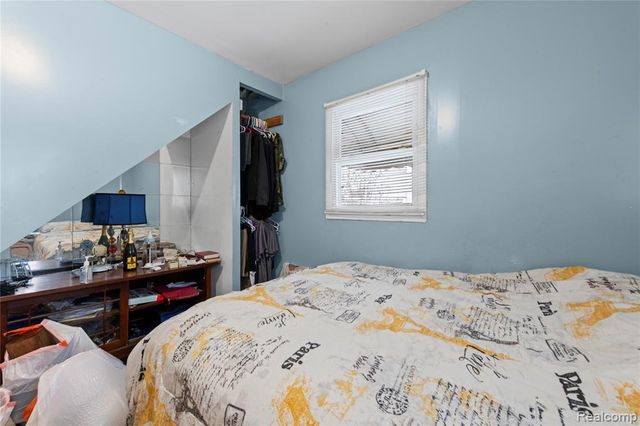 215 W Ainsworth Street, Ypsilanti, MI 48197