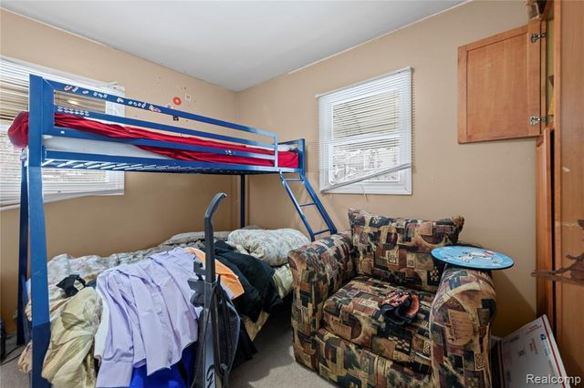 215 W Ainsworth Street, Ypsilanti, MI 48197