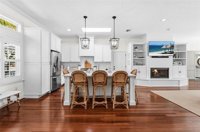 1920 WISTERIA STREET, Sarasota, FL 34239