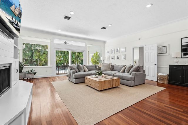 1920 WISTERIA STREET, Sarasota, FL 34239