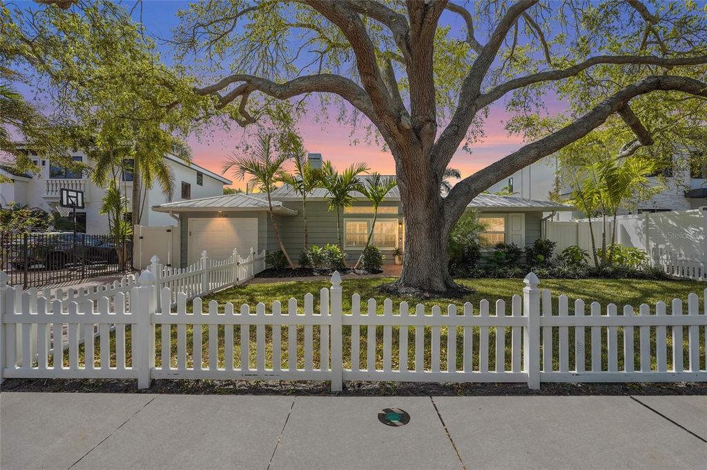 1920 WISTERIA STREET, Sarasota, FL 34239