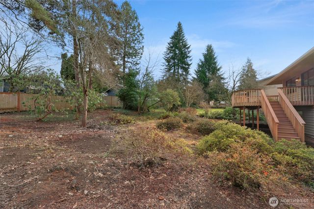 19624 62nd Avenue NE, Kenmore, WA 98028