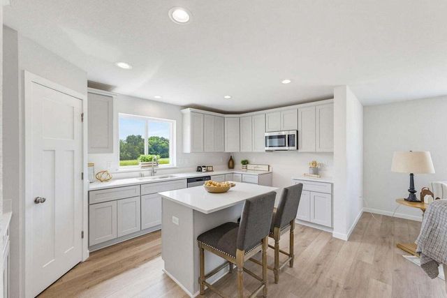 N156W19311 East Gate DRIVE, Jackson, WI 53037