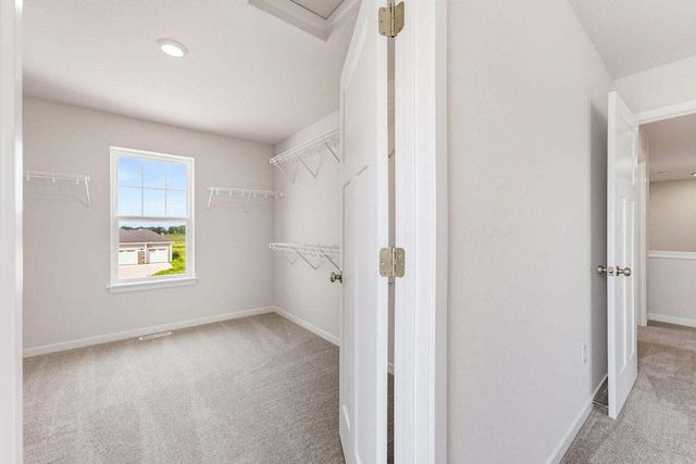 N156W19311 East Gate DRIVE, Jackson, WI 53037