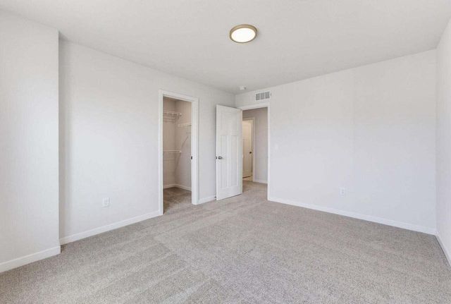N156W19311 East Gate DRIVE, Jackson, WI 53037
