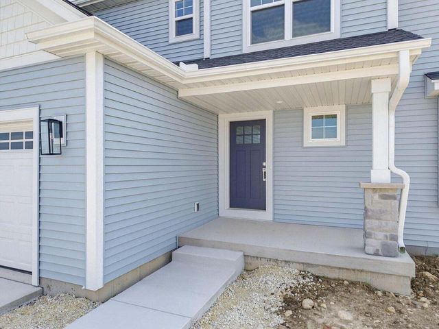 N156W19311 East Gate DRIVE, Jackson, WI 53037