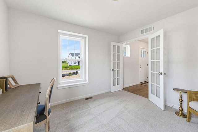 N156W19311 East Gate DRIVE, Jackson, WI 53037