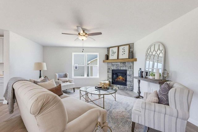 N156W19311 East Gate DRIVE, Jackson, WI 53037