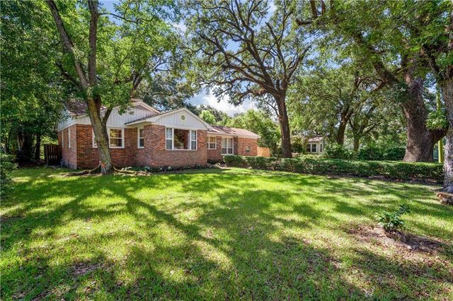 1151 Navco Road, Mobile, AL 36605