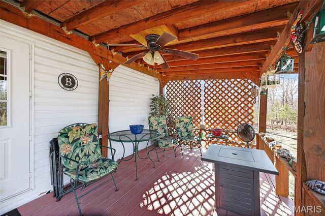 19661 Clover Road, Lebanon, MO 65536