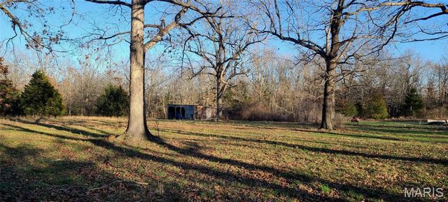 19661 Clover Road, Lebanon, MO 65536