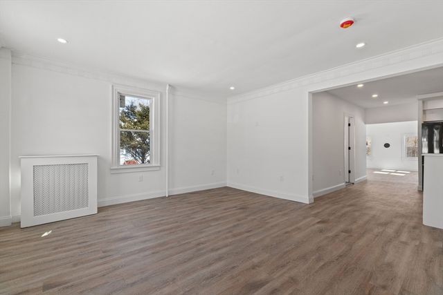 949 Union St, Rockland, MA 02370