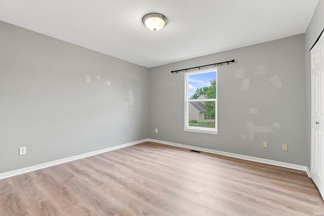 15505 Cromwillow Court, Huntertown, IN 46748