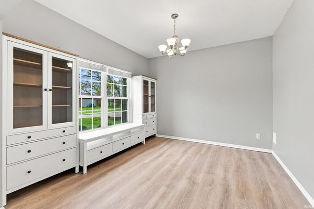 15505 Cromwillow Court, Huntertown, IN 46748