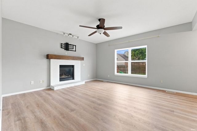 15505 Cromwillow Court, Huntertown, IN 46748