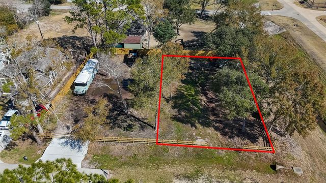 3395 Avenue G, Dickinson, TX 77539