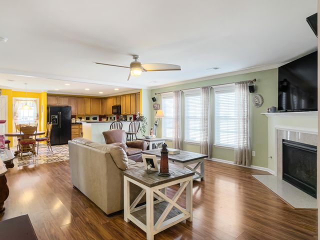 408 Lakewind Drive, Moncks Corner, SC 29461