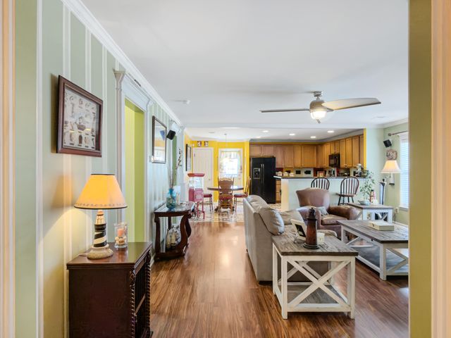 408 Lakewind Drive, Moncks Corner, SC 29461