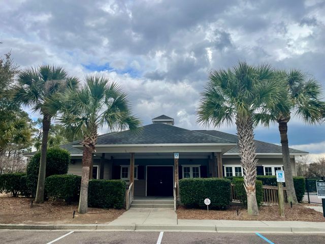 408 Lakewind Drive, Moncks Corner, SC 29461