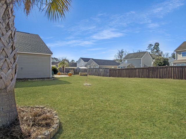 408 Lakewind Drive, Moncks Corner, SC 29461