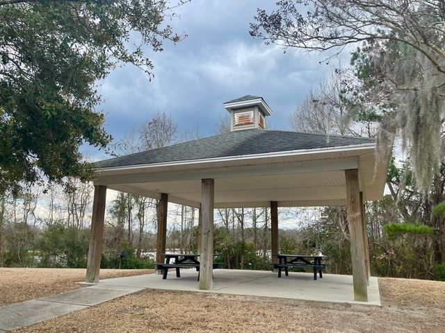 408 Lakewind Drive, Moncks Corner, SC 29461