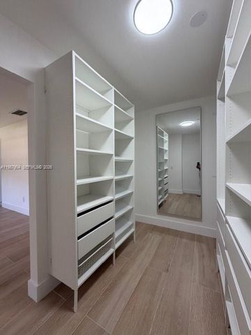 4556 Woodmere Ln, Lake Worth, FL 33463
