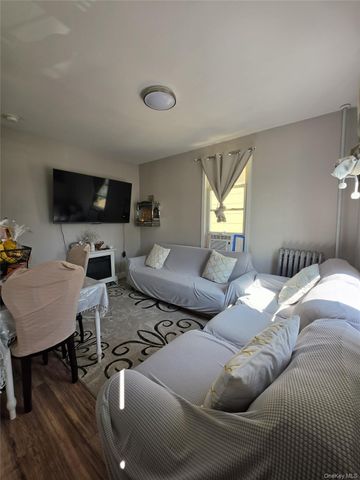 10138 131st Street, Richmond Hill S., NY 11419