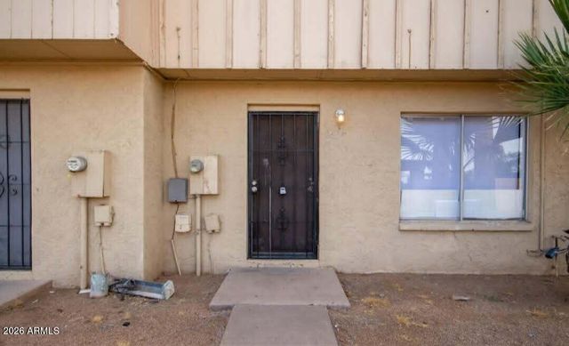 3605 W BETHANY HOME Road 2, Phoenix, AZ 85019