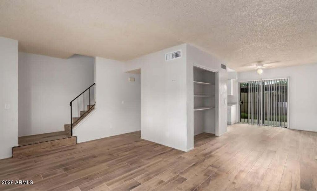 3605 W BETHANY HOME Road 2, Phoenix, AZ 85019 — photo 2
