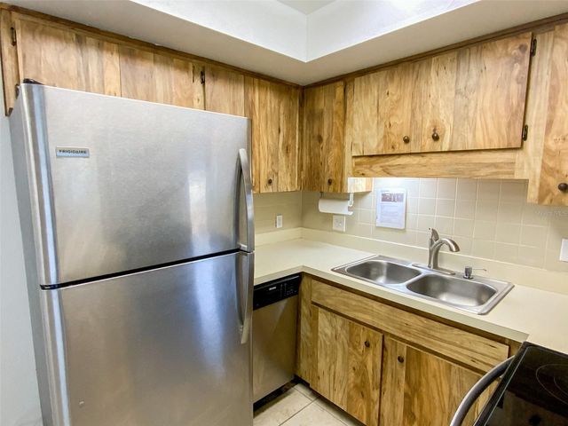 6036 CHESHAM DRIVE 5, New Port Richey, FL 34653