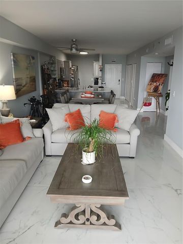 5099 NW 7th Street 303, Miami, FL 33126
