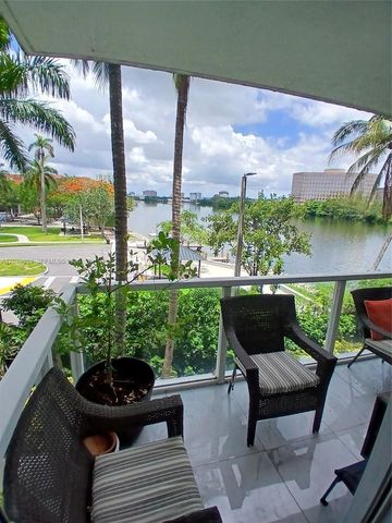 5099 NW 7th Street 303, Miami, FL 33126