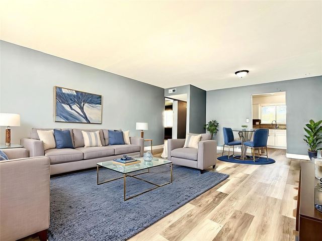 4153 S SEMORAN BOULEVARD 10, Orlando, FL 32822