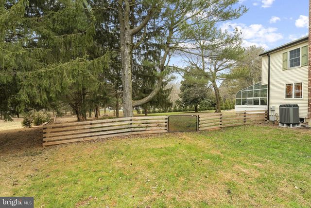 106 FOX DR, Landenberg, PA 19350