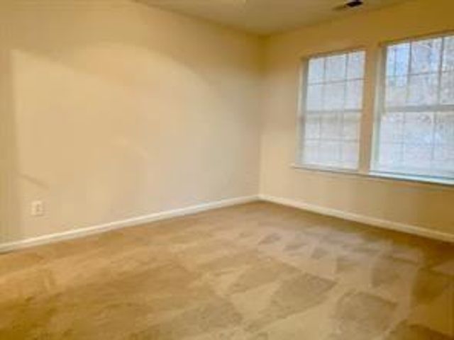 3615 Ginnis Circle SW, Atlanta, GA 30331