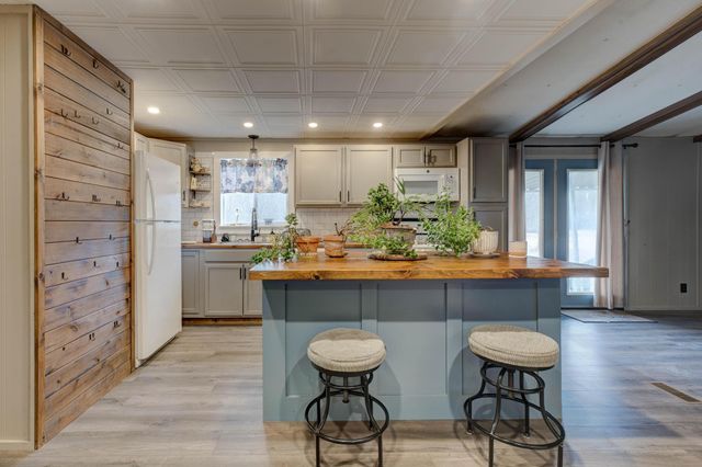 8340 Levee Road, Jeffersonville, KY 40337