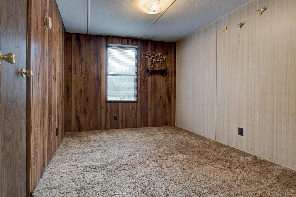 8340 Levee Road, Jeffersonville, KY 40337