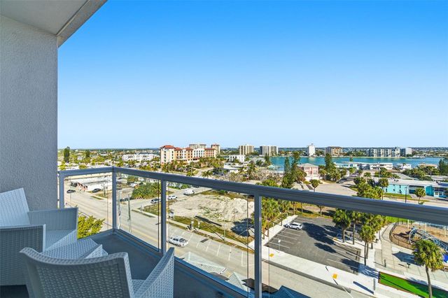 24 AVALON STREET 802, Clearwater, FL 33767