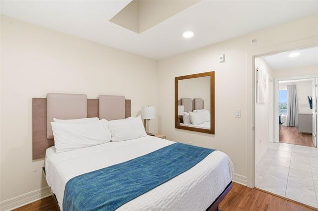 24 AVALON STREET 802, Clearwater, FL 33767