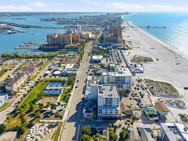 24 AVALON STREET 802, Clearwater, FL 33767