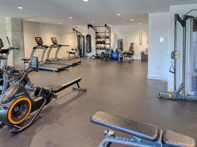 24 AVALON STREET 802, Clearwater, FL 33767